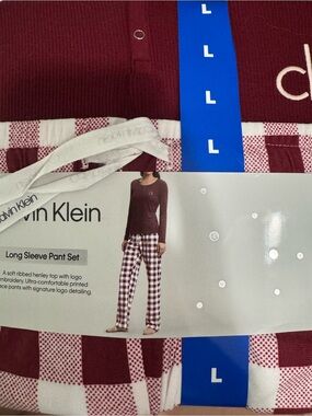Calvin Klein Burgundy and White Check Lounge Set